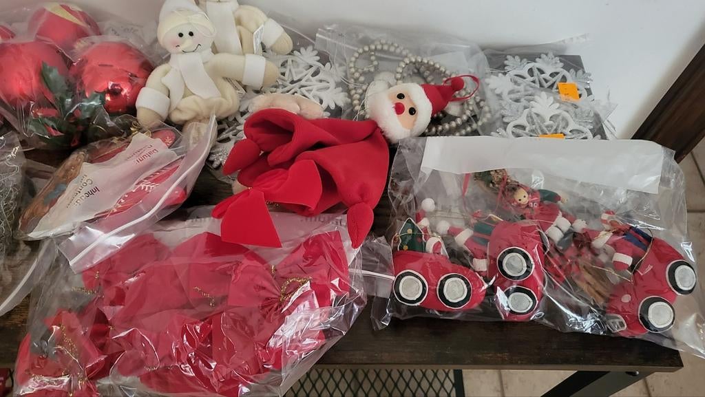 Kerstversiering met doos, Diversen, Kerst, Ophalen of Verzenden, Zo goed als nieuw