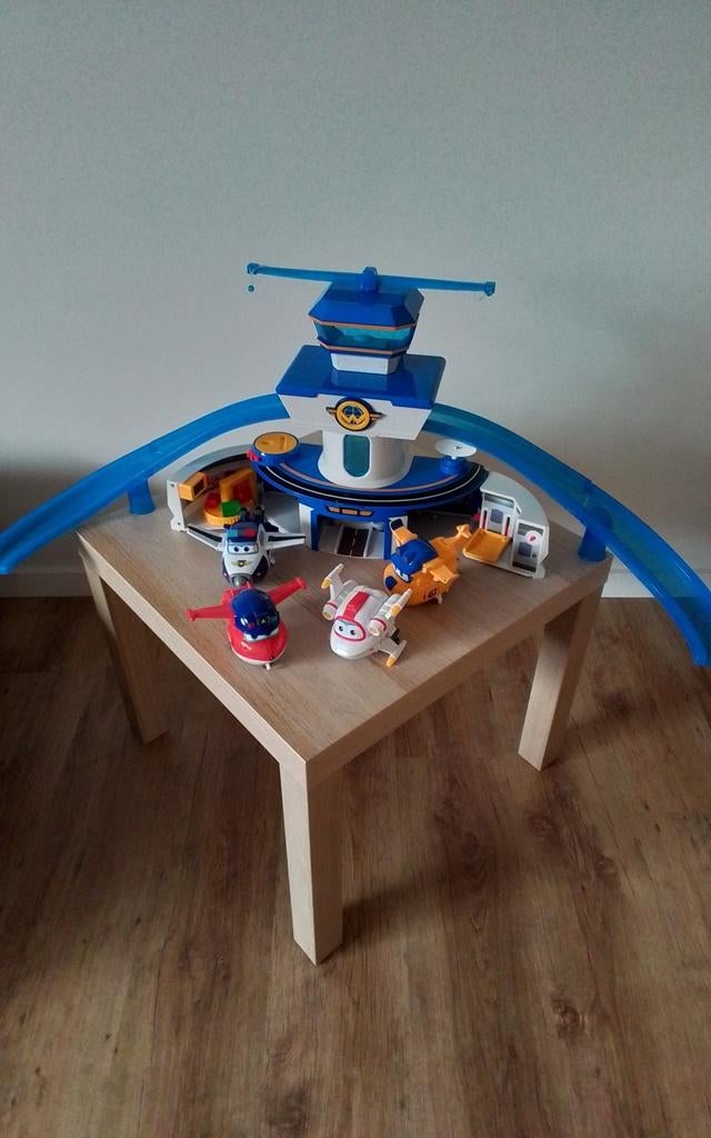 Super Wings World Airport, Ophalen, Zo goed als nieuw