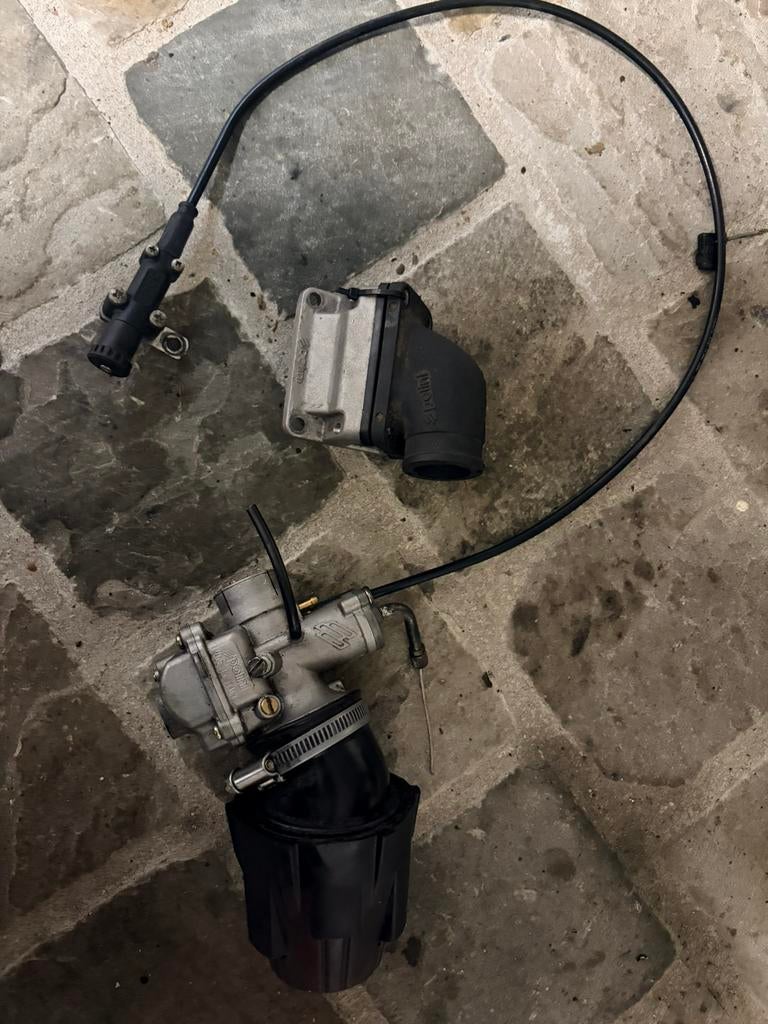 Race carburateur polini big spruitstuk en filter booster, Ophalen, Zo goed als nieuw, Carburateur