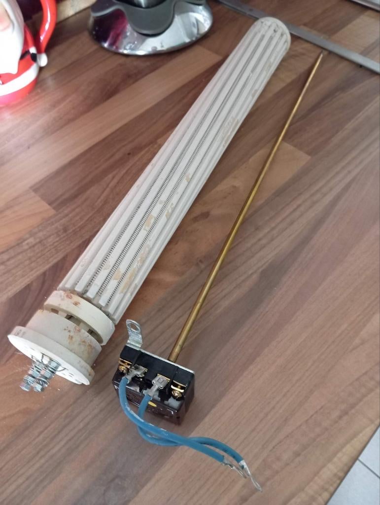 Stéatite 1800 Watt avec thermostat, Autos : Pièces & Accessoires, Pièces camion, Enlèvement ou Envoi