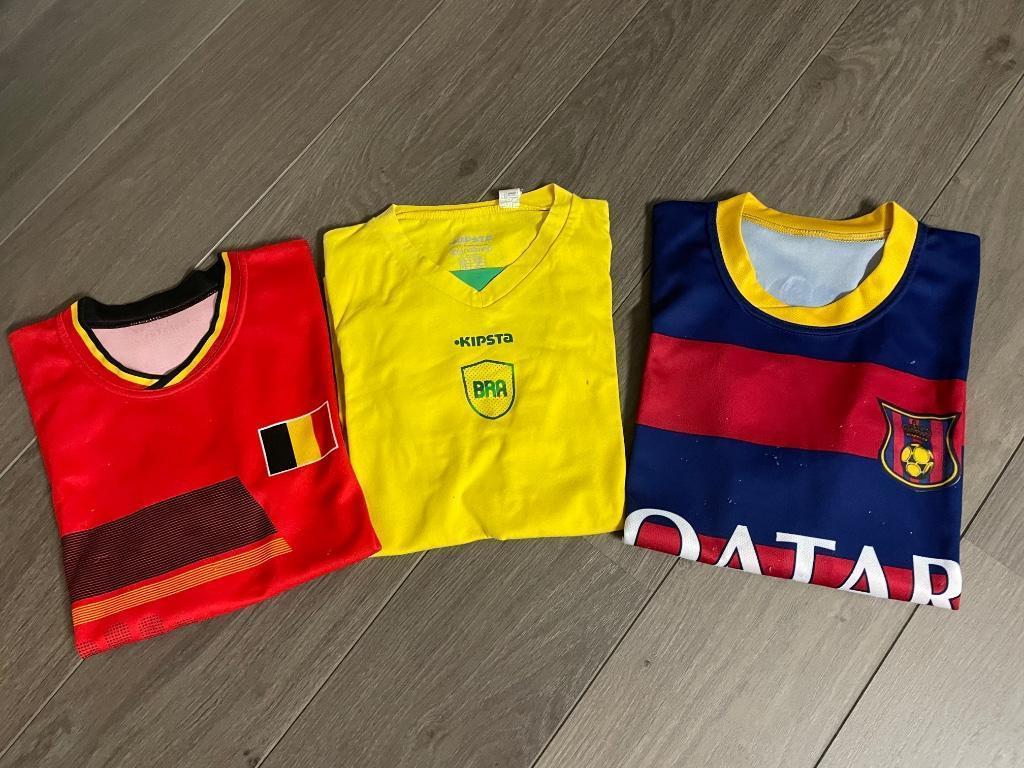 Heel veel voetbal kledij maat 10j tem XS, Maat XS of kleiner, Ophalen of Verzenden, Gebruikt, Trainingspak