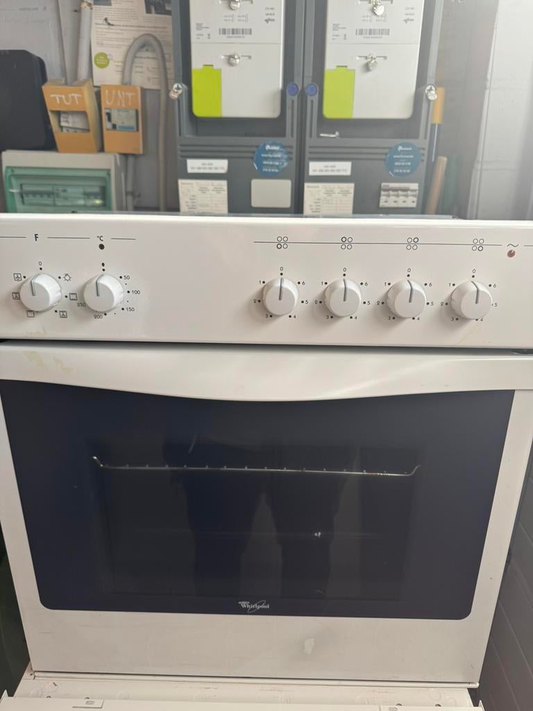 Inbouw fornuis (elektrisch), Elektronische apparatuur, Fornuizen, Ophalen, Zo goed als nieuw, Inbouw