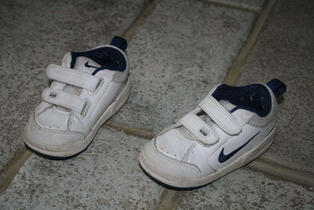 witte loopschoenen Nike maat 22, Garçon, Enlèvement ou Envoi, Bottines, Utilisé