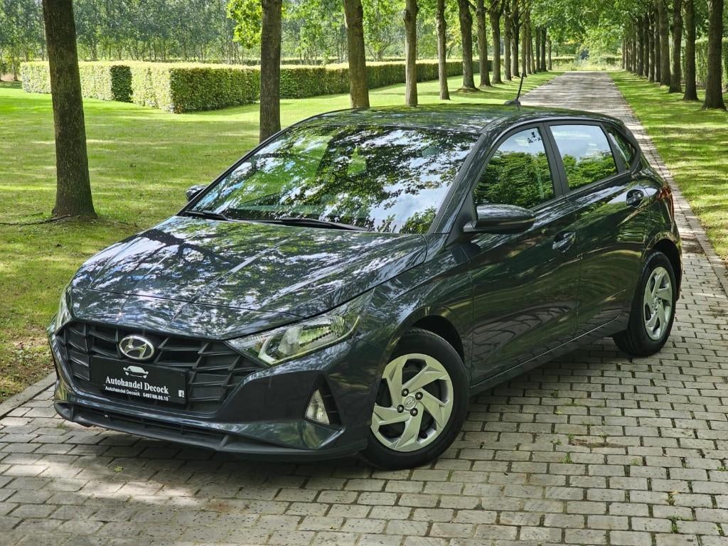 Hyundai i20 | Air essence | FAIBLE KILOMÉTRAGE | TVA, Autos, Hyundai, Entreprise, Achat, i20, ABS, Phares directionnels, Airbags