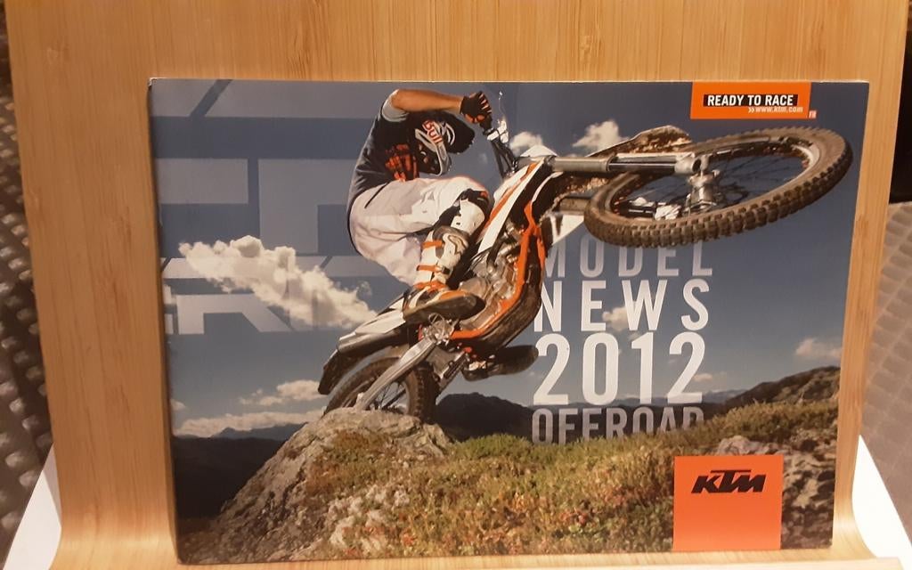Ktm gamma brochure 2012, Enlèvement ou Envoi, Comme neuf