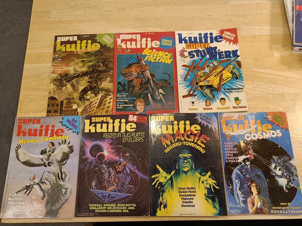 7x Super Kuifje / Kuifje special stripboeken, Boeken, Meerdere stripboeken, Ophalen of Verzenden, Gelezen