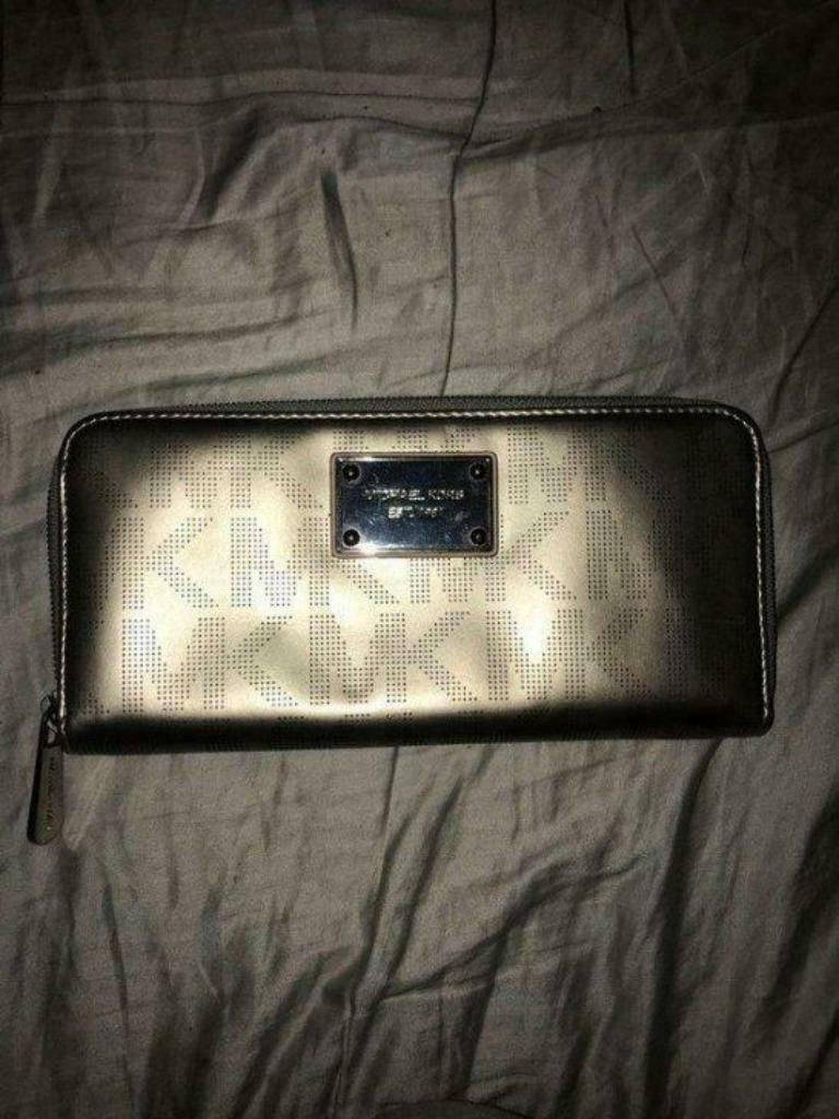 Portefeuille Michael Kors, Envoi, Comme neuf, Gris, Autres marques