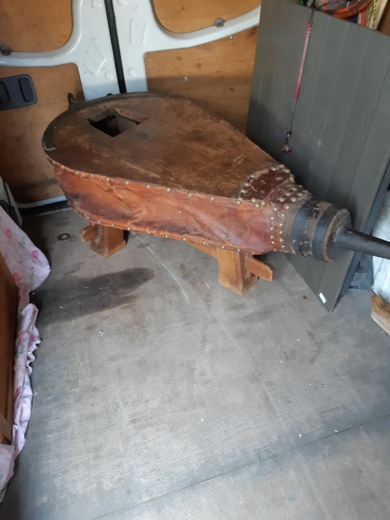 Blaas balk salon tafel, Ophalen