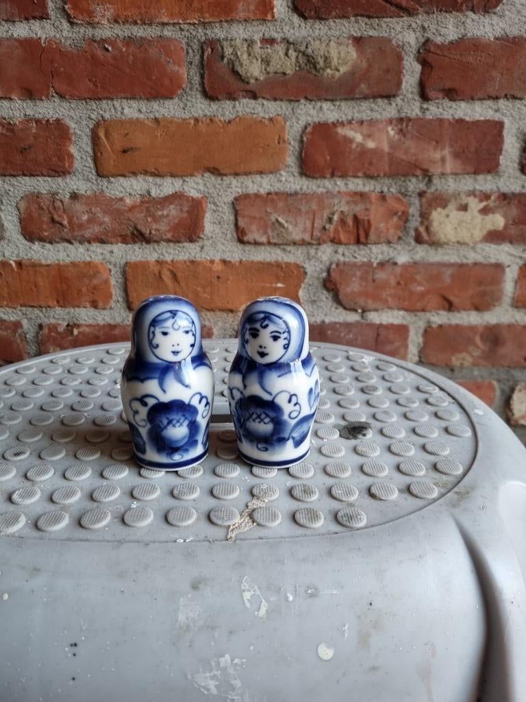 Peper en zoutvaatje, Ophalen