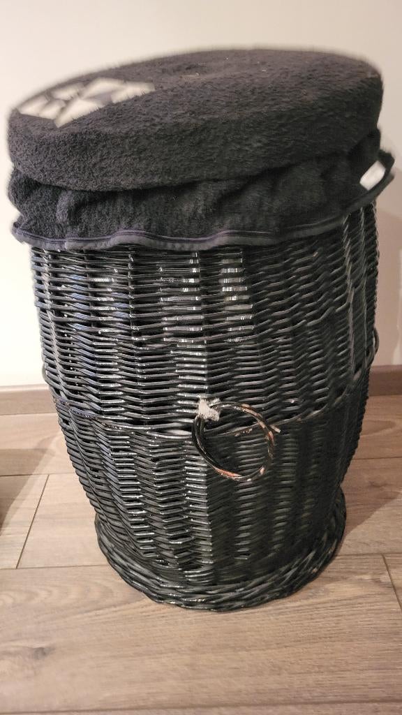 Wasmand, Huis en Inrichting, Woonaccessoires | Schalen en Manden, Ophalen, Gebruikt, Riet, Mand