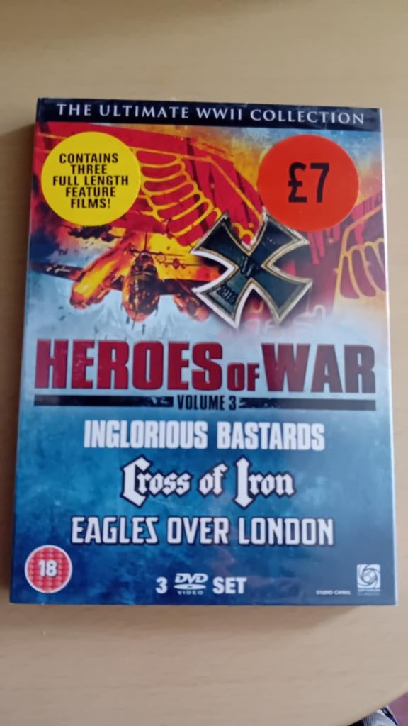 Drie oorlogsfilms in een volume cross Of Iron Eagles over Lo, Ophalen of Verzenden, Zo goed als nieuw