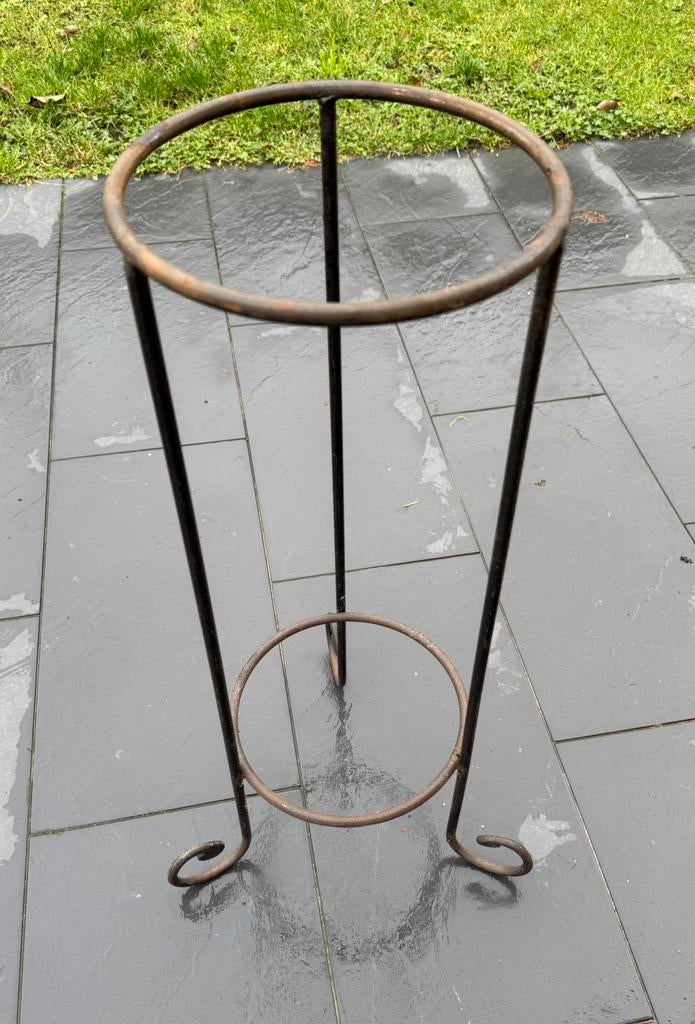 Metaal houder voor bloemetjes, Ophalen, Zo goed als nieuw