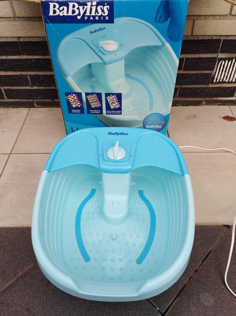 Voetbad met bubbels en trilfunctie BABYLISS., Elektronische apparatuur, Ophalen, Nieuw, Hand- en Voetverzorging