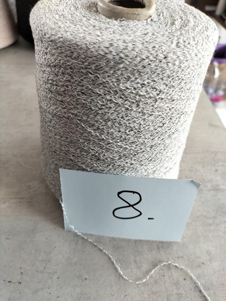 Cône de laine gris clair chinée de  752 gr  N 8., Hobby & Loisirs créatifs, Tricot & Crochet, Enlèvement ou Envoi