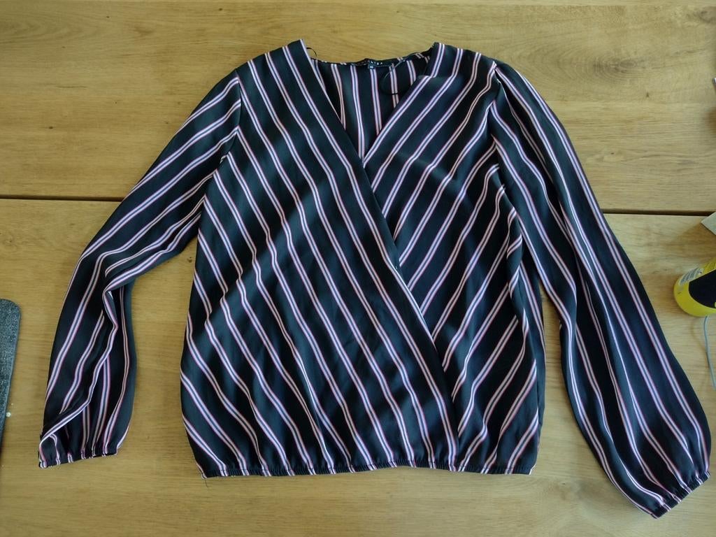 Blouse,zwart/rood/wit,overslag model,lolaliza maat 40, Enlèvement ou Envoi, Comme neuf, Taille 38/40 (M), Rouge