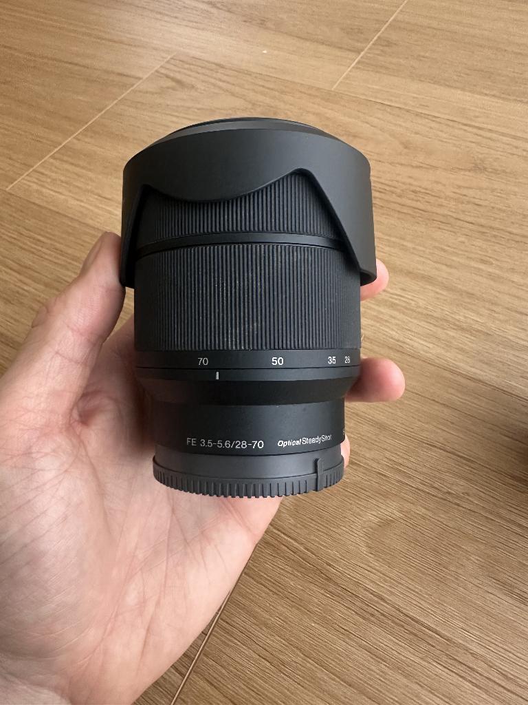 Sony zoomlens 28-70mm f3.5-f5.6, Ophalen, Gebruikt, Standaardlens