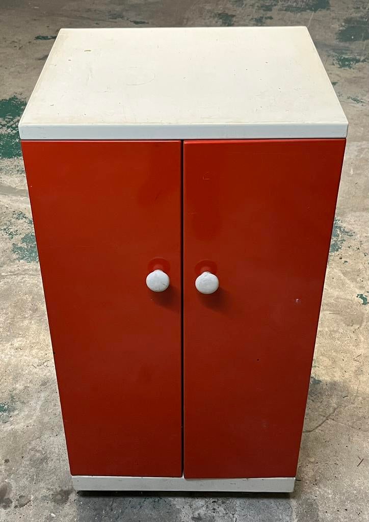 Déserte d’atelier a 2 portes en tres bon état., Bricolage & Construction, Enlèvement, Utilisé