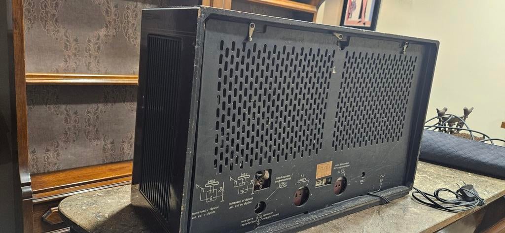 Vintage radio, Ophalen