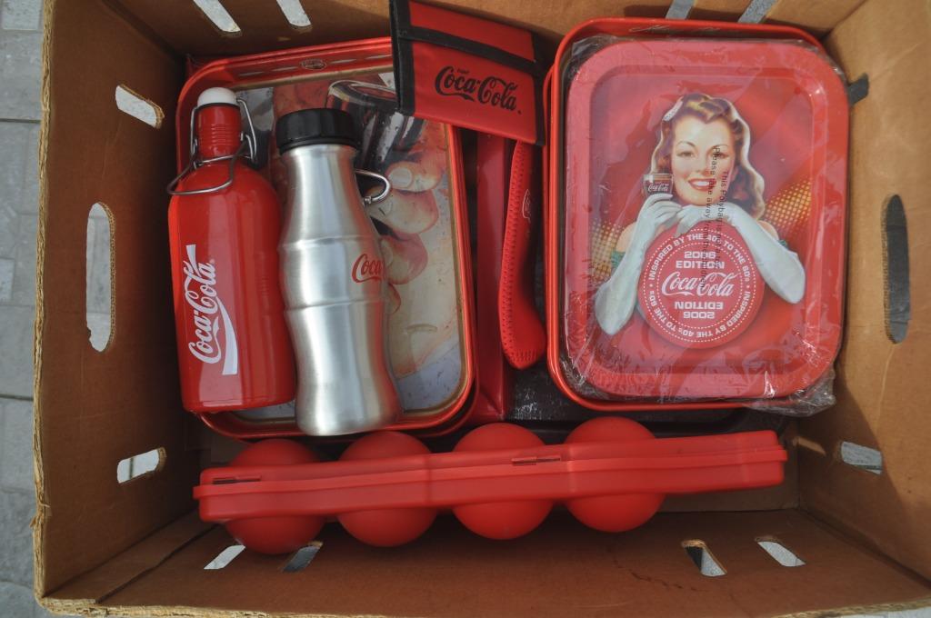 DOOS VOL COCA COLA DINGEN BANANENDOOS NR 2, Verzamelen, Ophalen, Zo goed als nieuw, Gebruiksvoorwerp