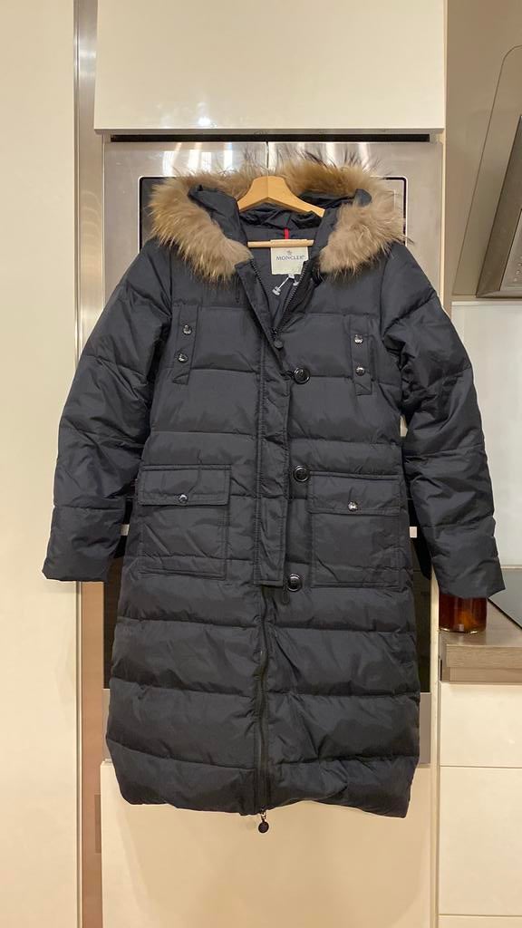 Doudoune imperméable et chaude Moncler femme taille S, Vêtements | Femmes, Vestes | Hiver, Neuf, Taille 36 (S), Noir, Enlèvement