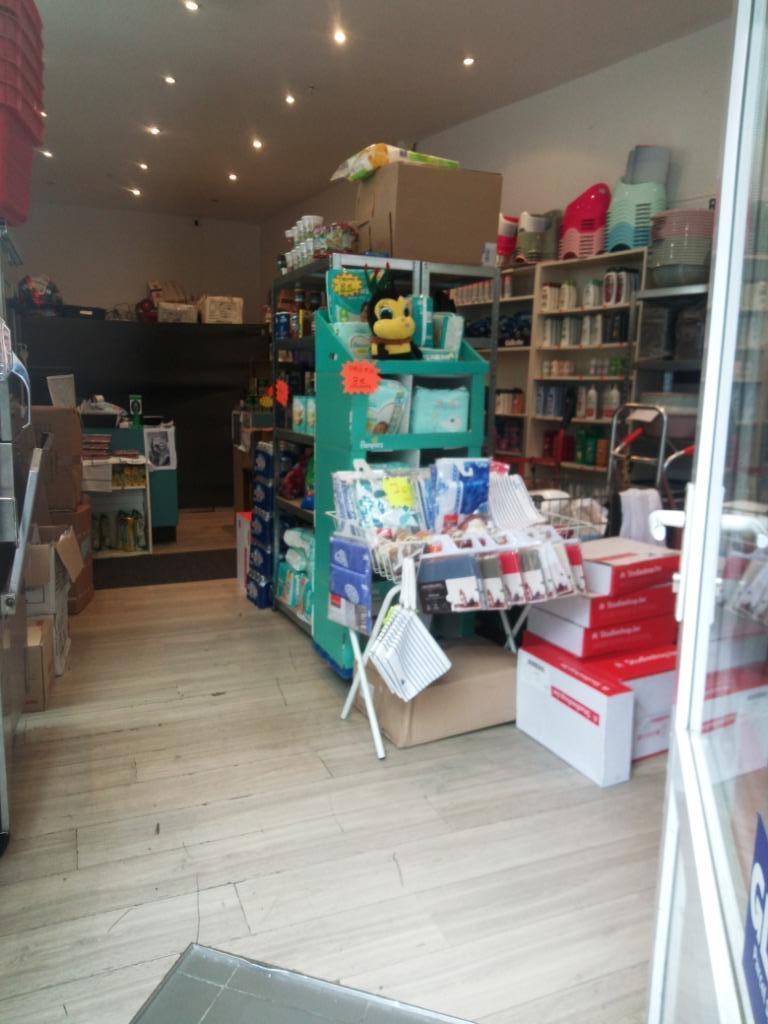 Fond de commerce, Enlèvement, Comme neuf