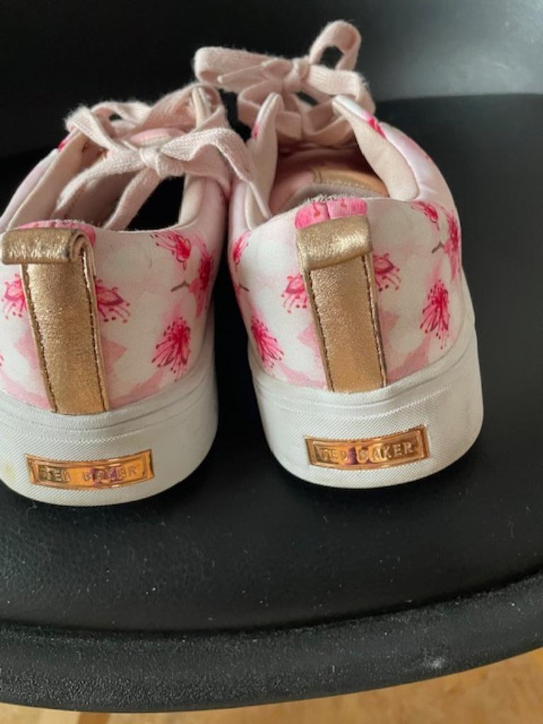 Ted Baker roze sneakers Maat 38, Ophalen of Verzenden, Sneakers, Roze, Ted Baker