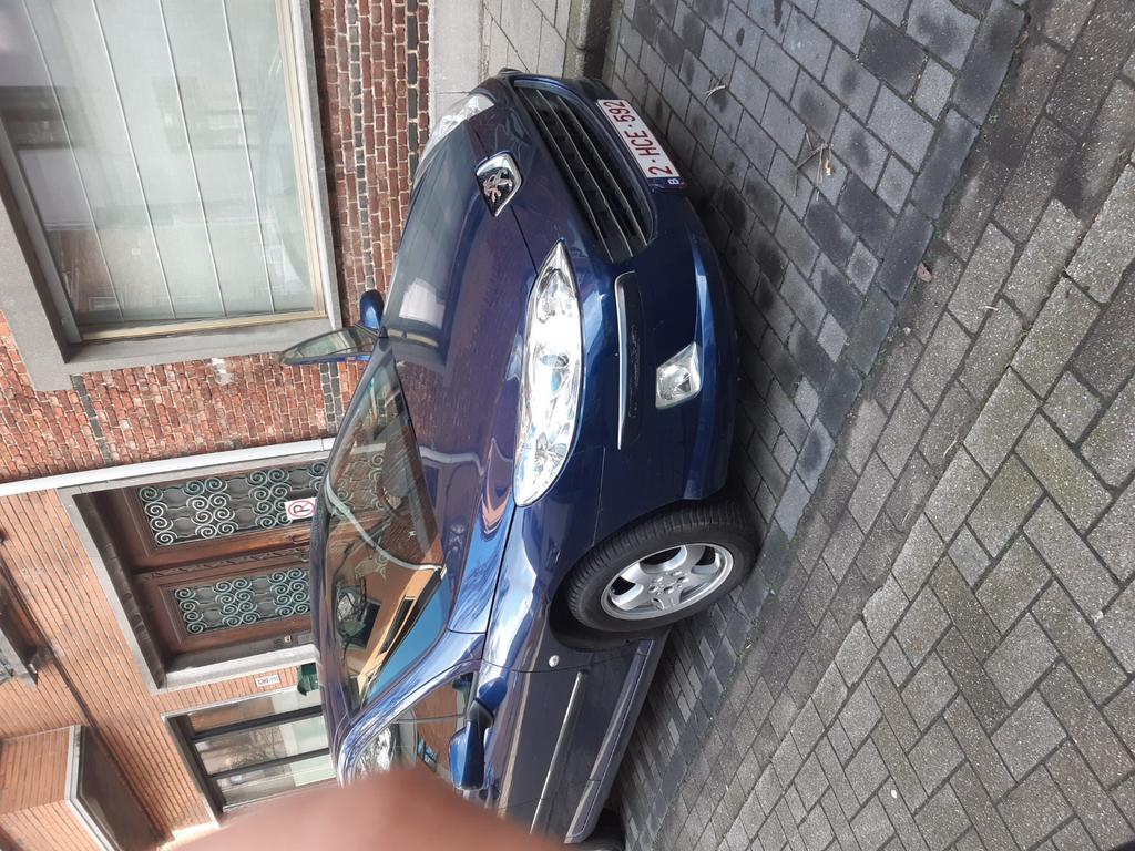 Halo, Auto's, Particulier, Benzine, Te koop
