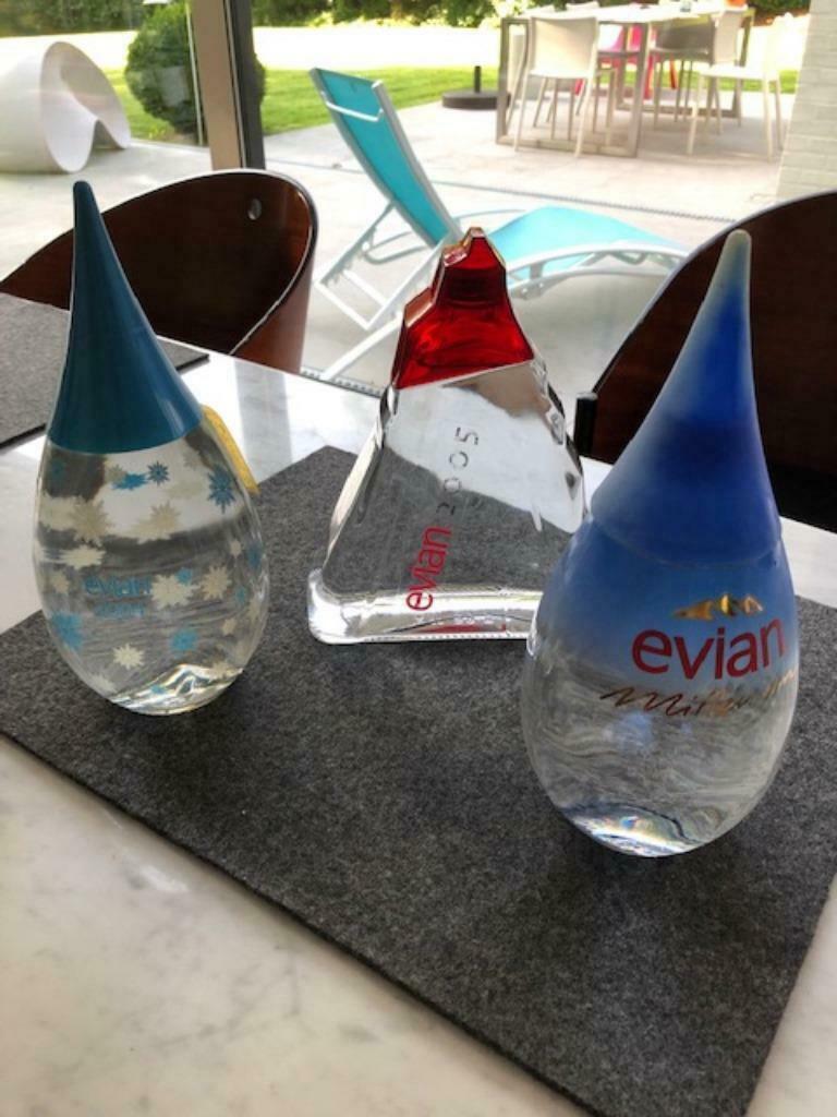 Evian kunstflessen, Ophalen