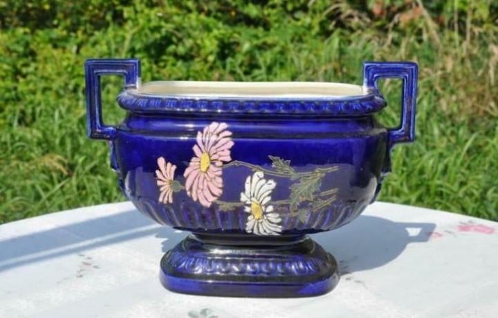 § jardiniere faïence forme empire, Antiquités & Art, Enlèvement ou Envoi