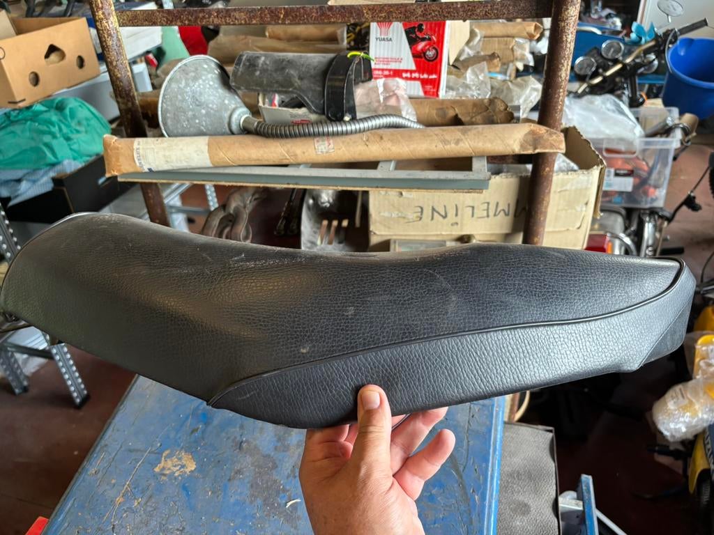 Selle Honda Bali 50, housse avec patch de réparation, Enlèvement ou Envoi, Comme neuf, Selle, Honda