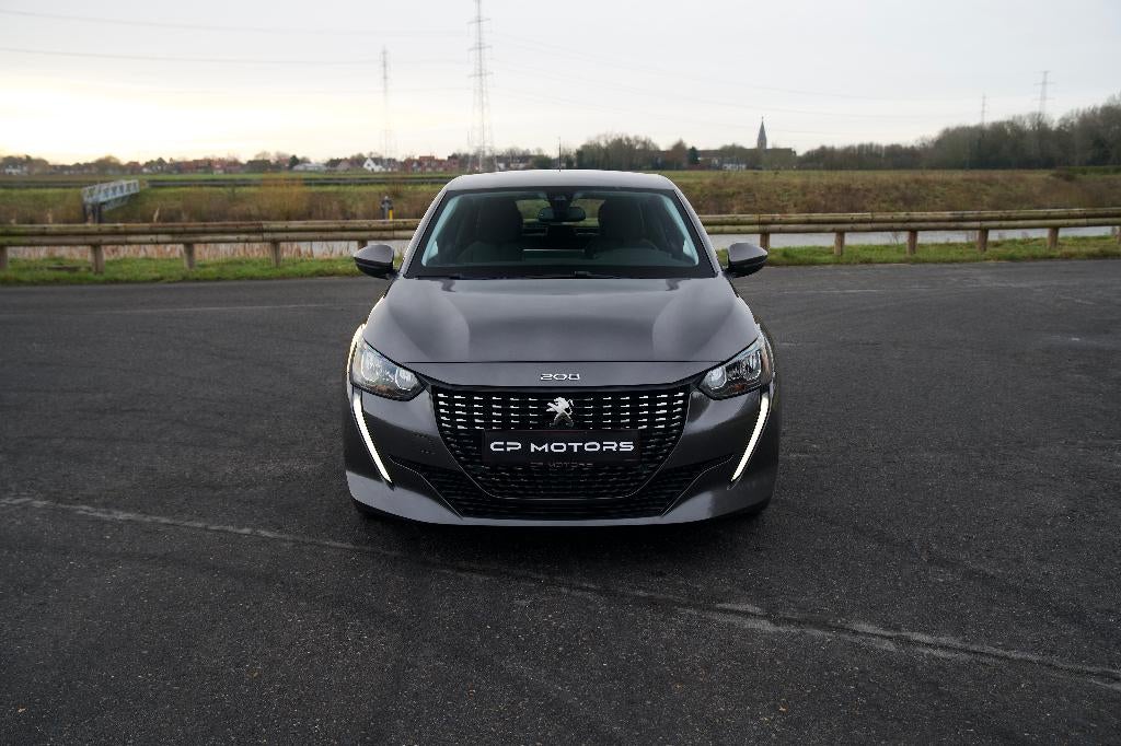 PEUGEOT 208 ALLURE | I-COCKPIT | APPLE CARPLAY | 1E EIGENAAR, Voorwielaandrijving, USB, Stof, 1199 cc
