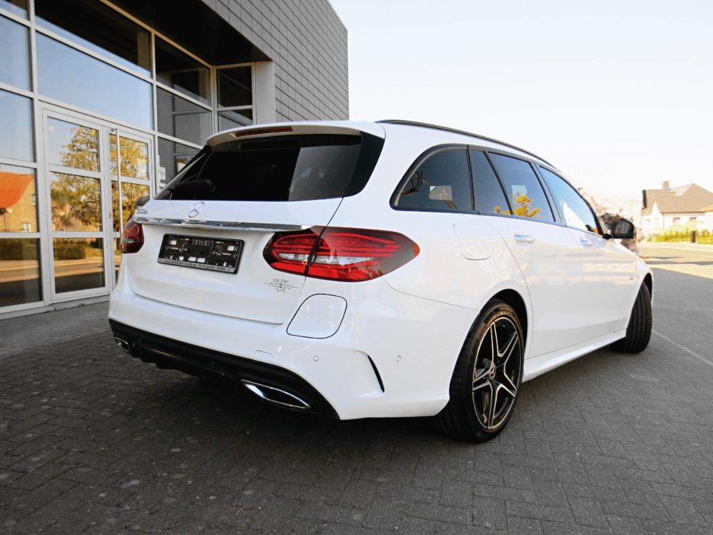 Mercedes C 300 de break *Hybride*AMG*NightP*Camera*CarPlay*, Auto's, Automaat, Achterwielaandrijving, 143 kW, Wit