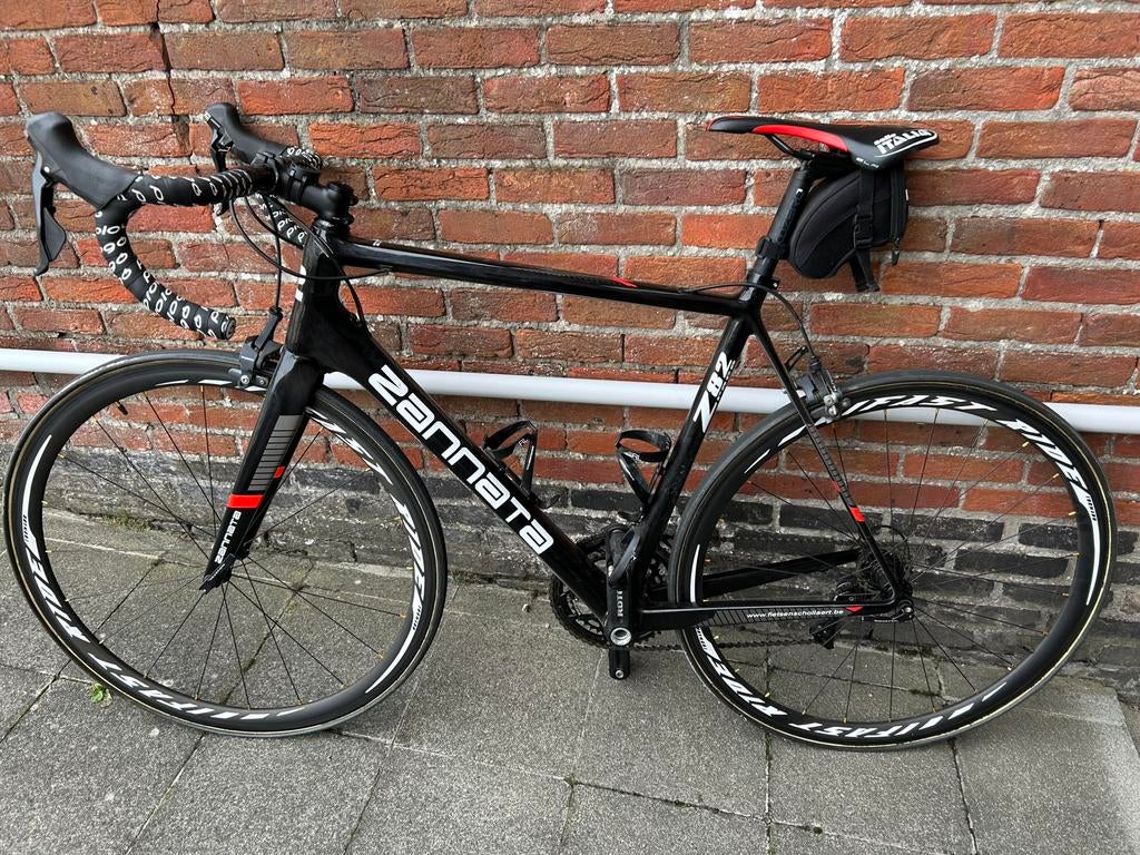 Zannata full carbon met extra Cosmic Elite wielen, Fietsen en Brommers, Ophalen, Zo goed als nieuw