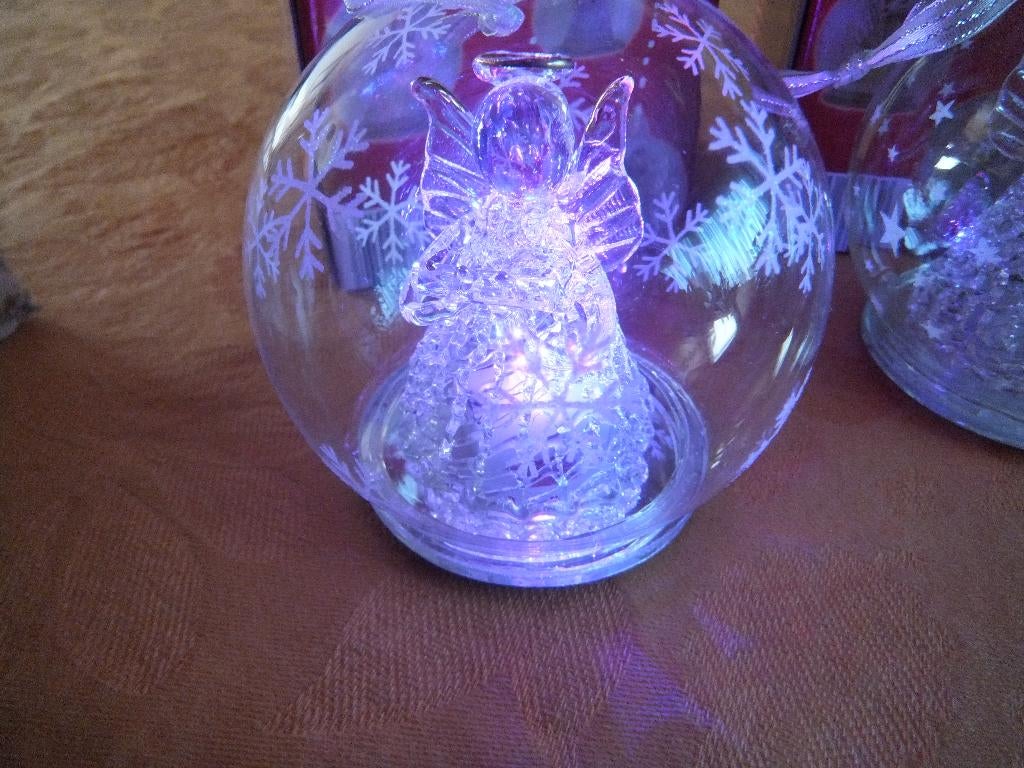 glas kerstbal,engel, Diversen, Kerst, Nieuw, Ophalen of Verzenden