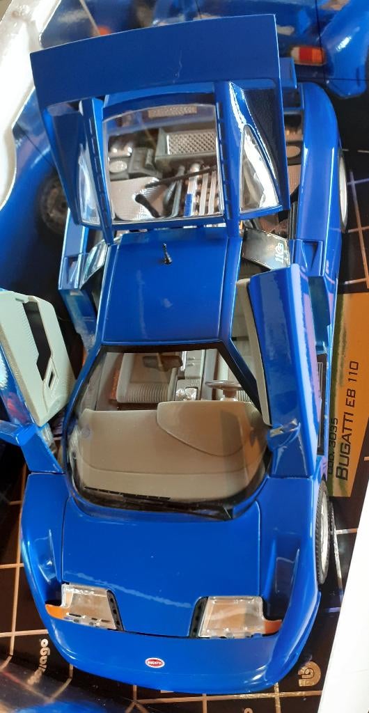 Miniatuur auto Bugatti 1:18, Enlèvement ou Envoi, Voiture, Burago