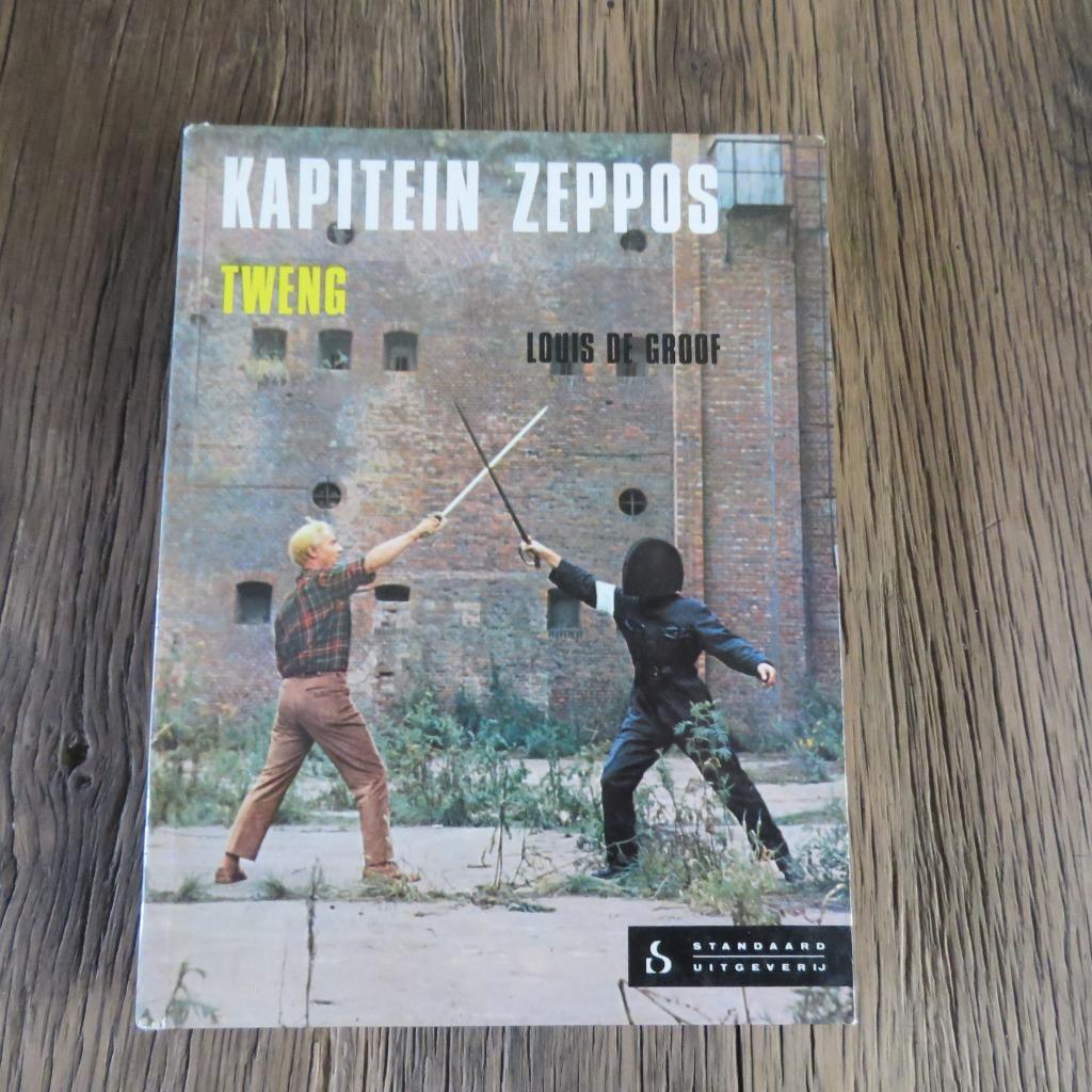 Louis de Groof Kapitein Zeppos Tweng, Enlèvement ou Envoi