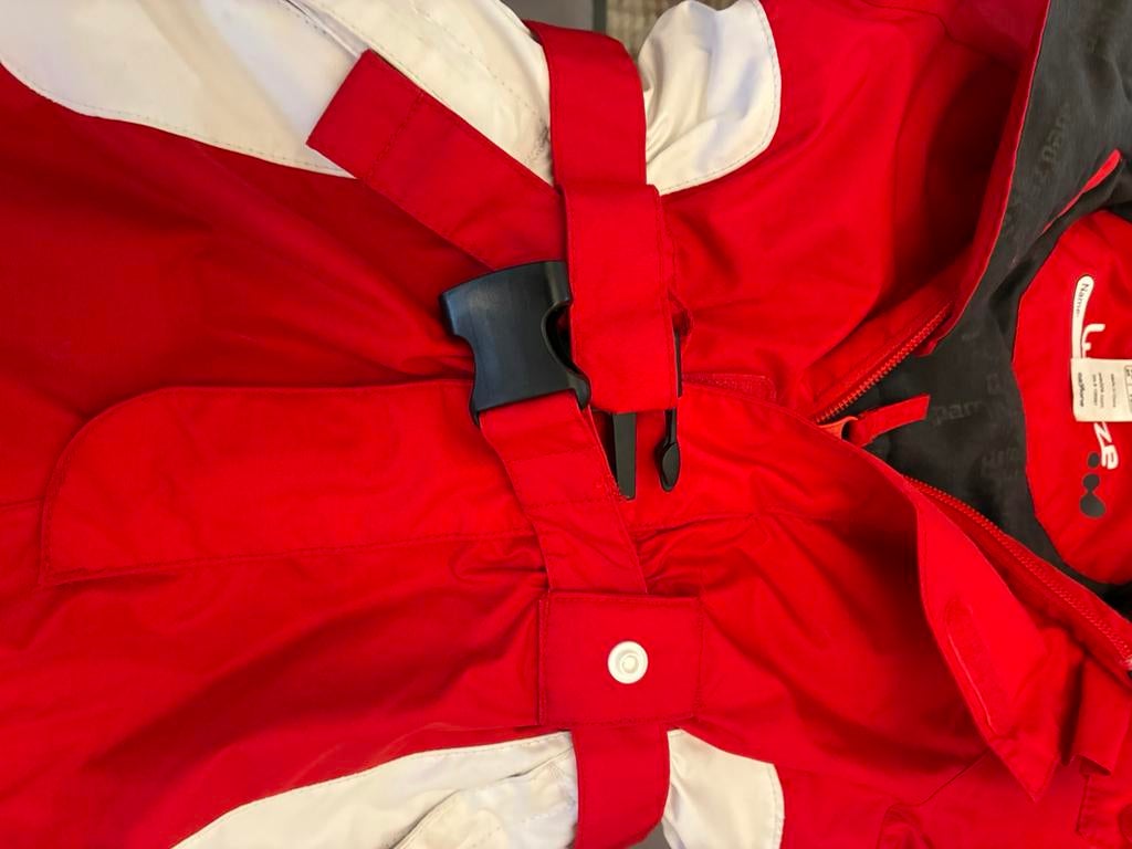 Combinaison de ski rouge pour enfant de 4 ans, Sports & Fitness, Enlèvement, Comme neuf, Ski