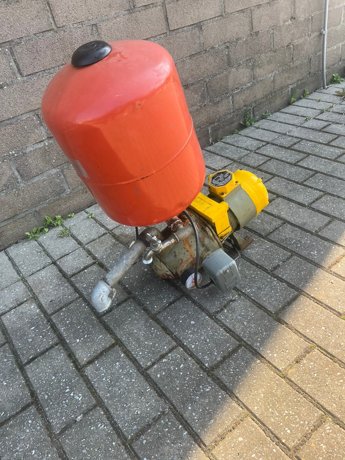 Waterpomp dab, Ophalen, Zo goed als nieuw