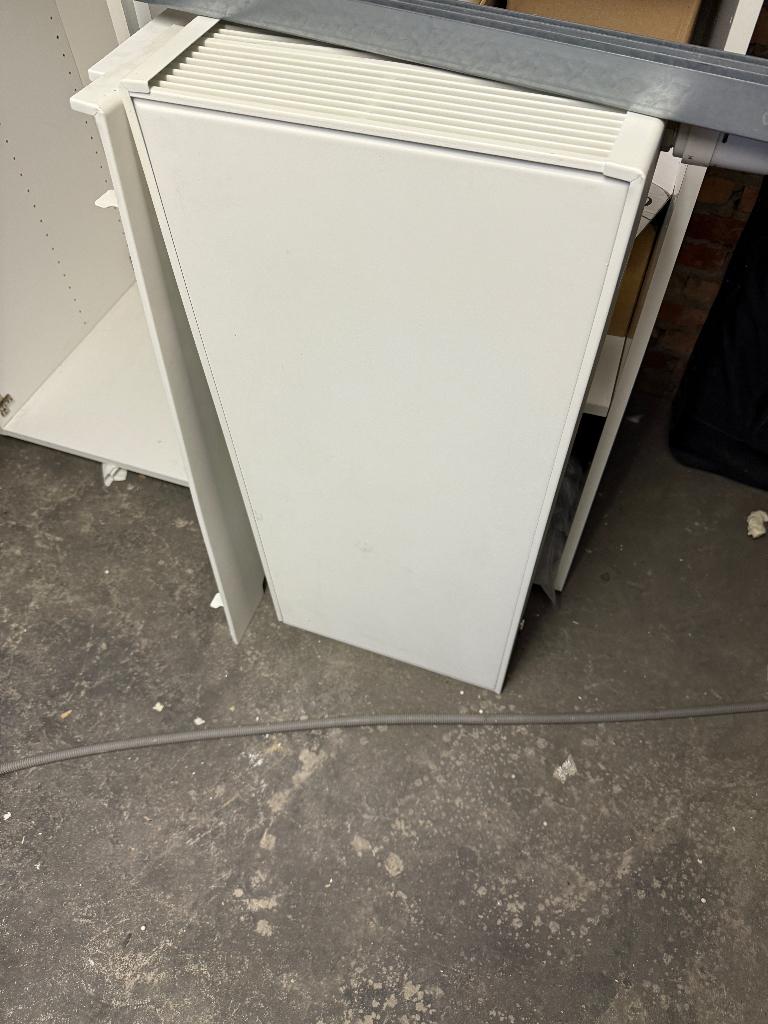 Radiateur Vasco, largeur 40 cm, hauteur 90 cm, neuf, plat, Enlèvement, Neuf, Autres types