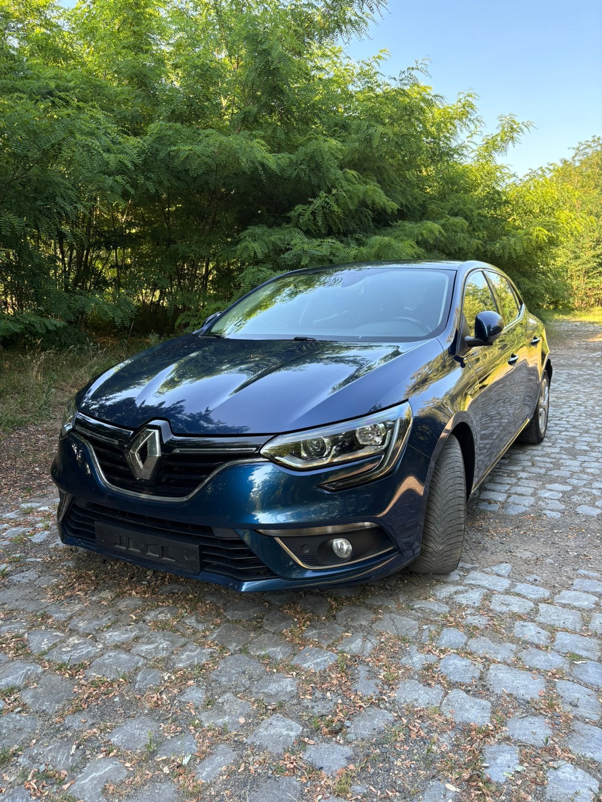 Renault megane 1.5 diesel 2020, Euro 6, Boîte manuelle, Noir, 5 portes