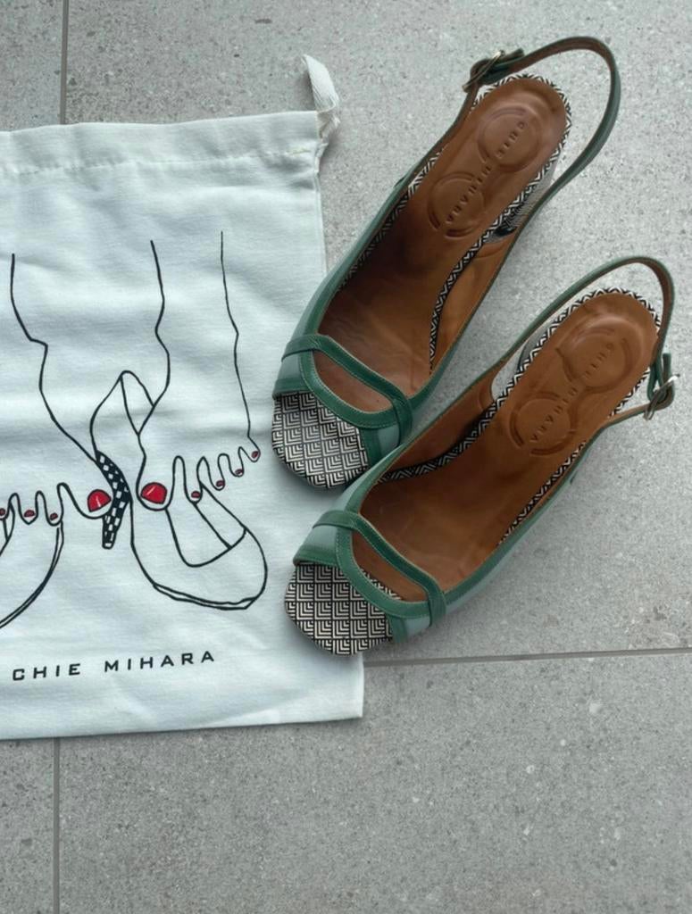 Chie Mihara mintgroen maat 38,5, Ophalen of Verzenden, Zo goed als nieuw, Groen, Schoenen met hoge hakken