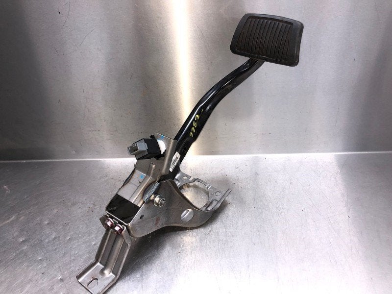 REMPEDAAL ABS Hyundai Sonata (|938133S800|32800F2200|), Gebruikt, Hyundai