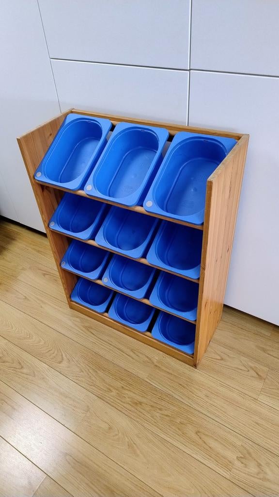Ikea trofast kastje voor knutselgerief of voor winkeltje, Ophalen