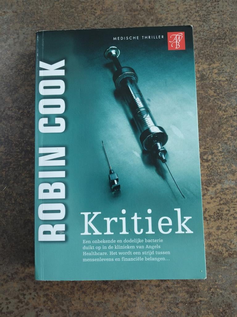 Boek Kritiek - Robin cook, Boeken, Ophalen of Verzenden, Gelezen, Robin Cook