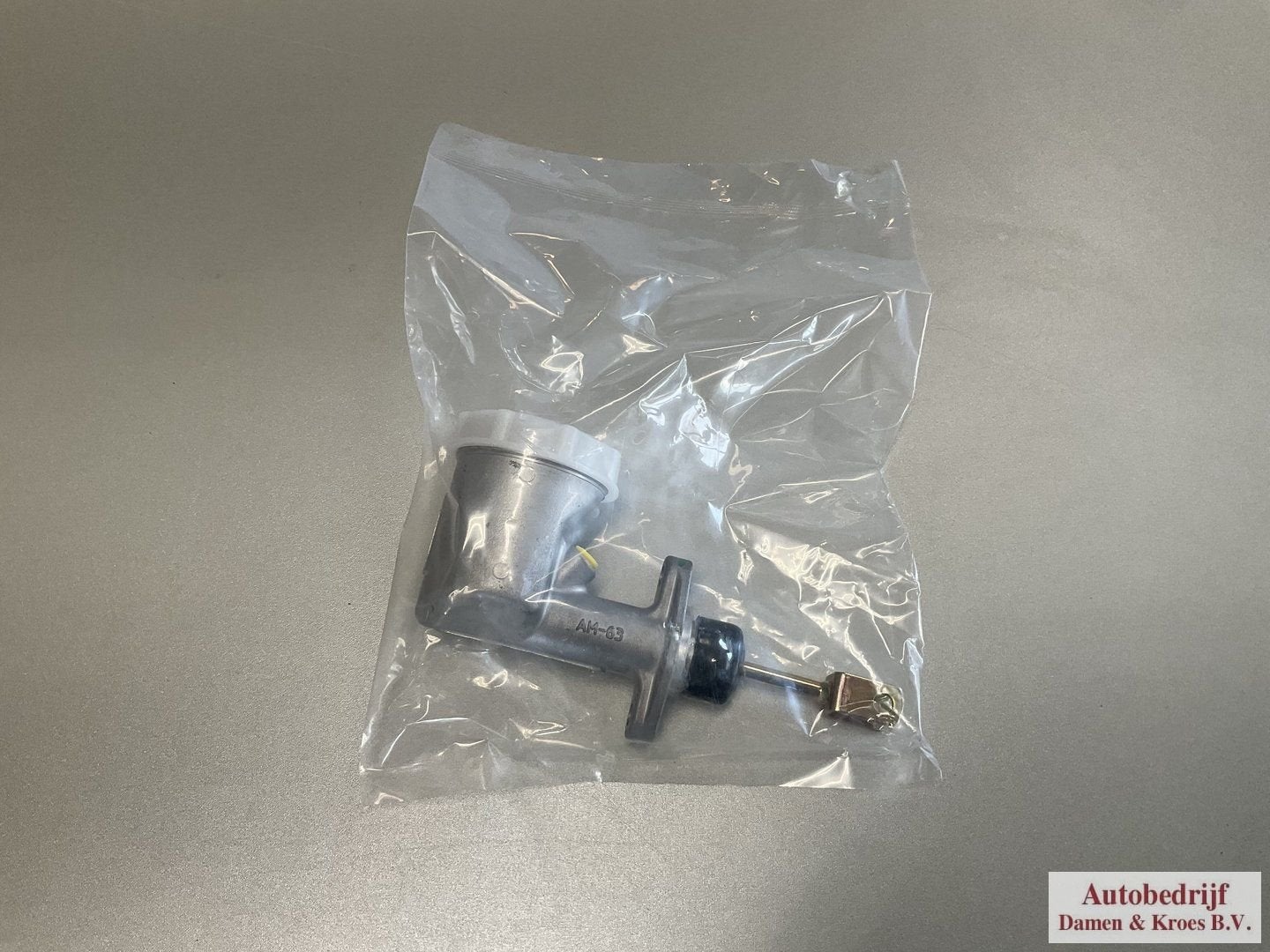 Triumph TR4A 0.7’’ Bore Brake Master Cylinder GR64067671, Neuf, -, -, -