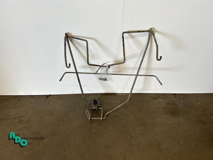 Mécanique de suspension roue de secours d'un Mercedes Citan, Autos : Pièces & Accessoires, 3 mois de garantie, Utilisé, -, -