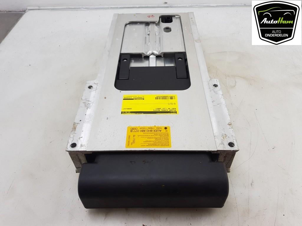 DIVERS Audi A4 Cabrio (B7) (|8H0880077B|8H0880077E|), Utilisé, Audi