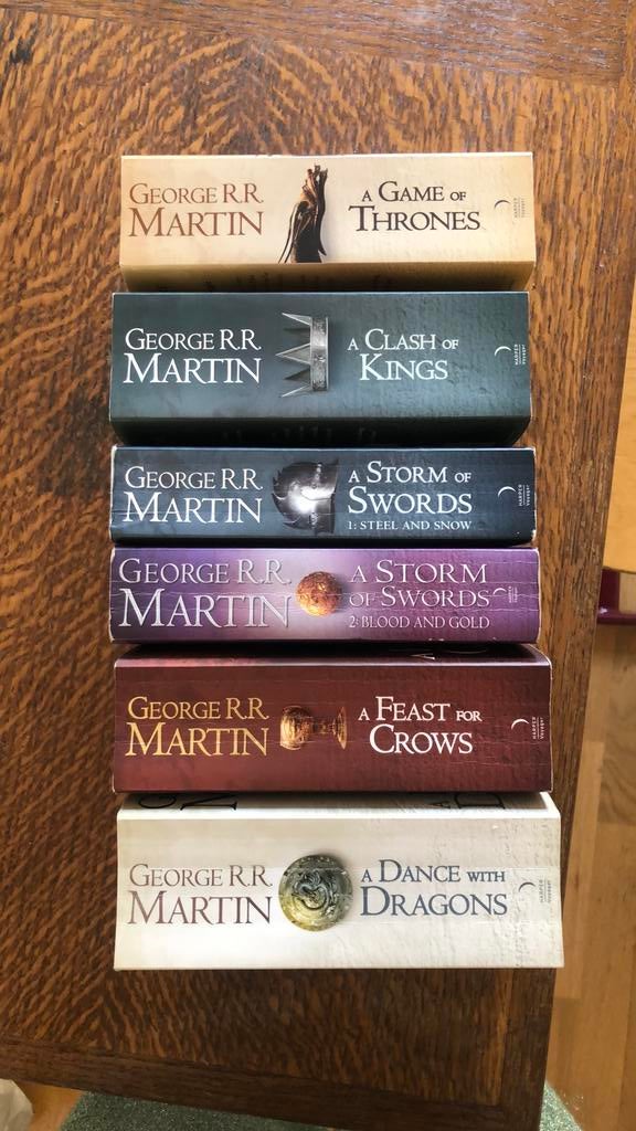 Game of thrones serie, Ophalen of Verzenden, Gelezen