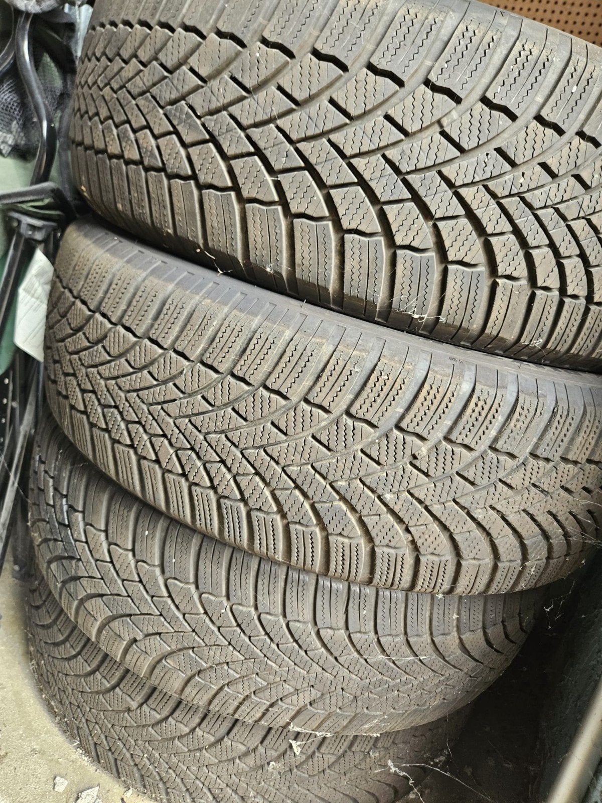 4 winterbanden Bridgestone 205/60 R18 99H, Auto diversen, Autosport-onderdelen, Ophalen