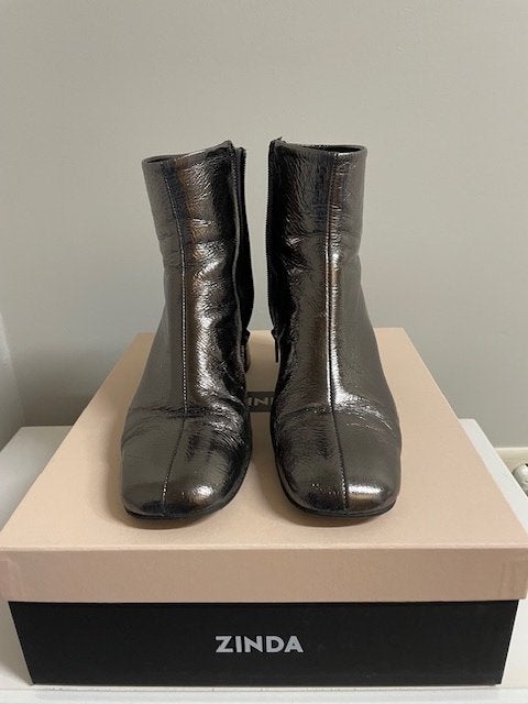 Zinda, enkellaarzen, model Pewter, Kleding | Dames, Zinda, Ophalen of Verzenden, Zo goed als nieuw, Lage of Enkellaarzen